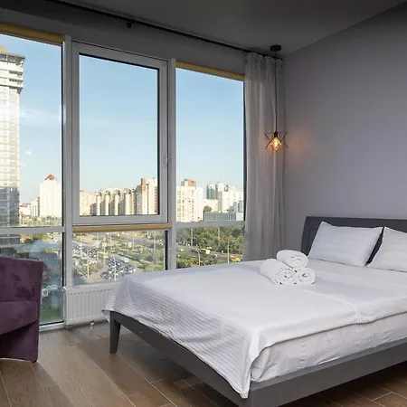 Stylish Panoramic Apartments. Smartplaza. Metro Minskaya